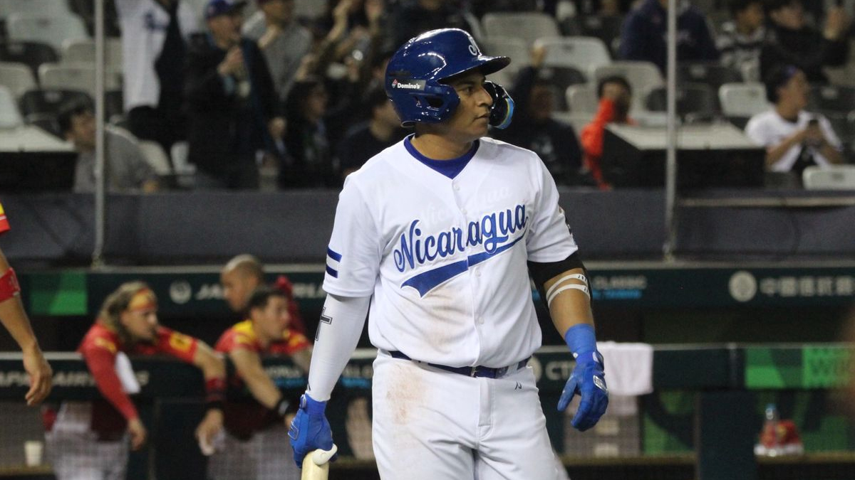 Benjamin Decide triunfo de NIcaragua en 10 innings vs España